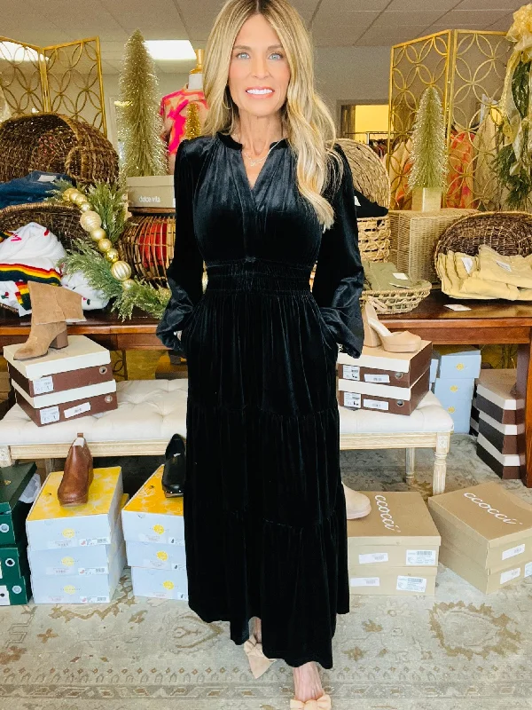 Savings Spectacular OFF IN THE NIGHT DRESS