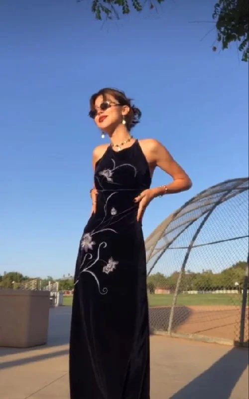 Markdown Madness Chic Dark Navy Embroidery Long Prom Dress,DP1915