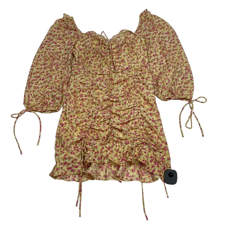 The Best Prices Yellow Dress Casual Short Clothes Mentor, Size S