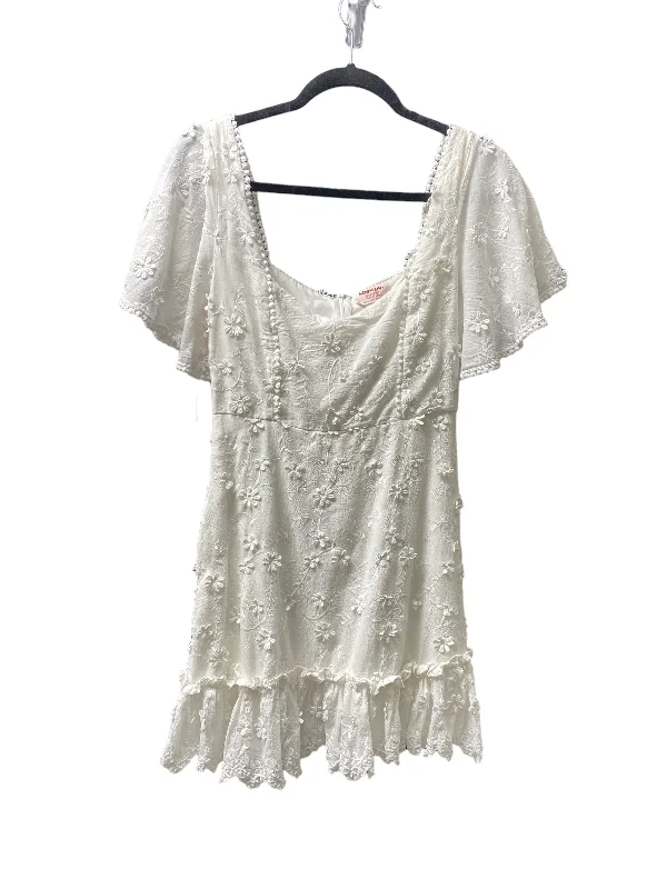 Great Bargains White Dress Casual Short Clothes Mentor, Size S