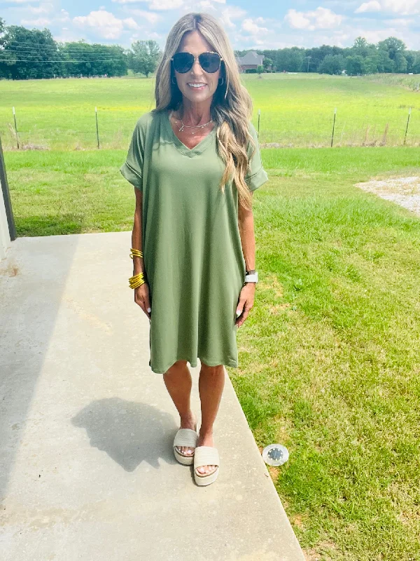 Must-Have Deals EFFORTLESS MOMENT DRESS- OLIVE