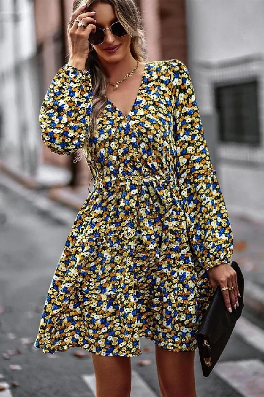 Daily Specials FLORAL PRINTING V NECK CASUAL DRESS