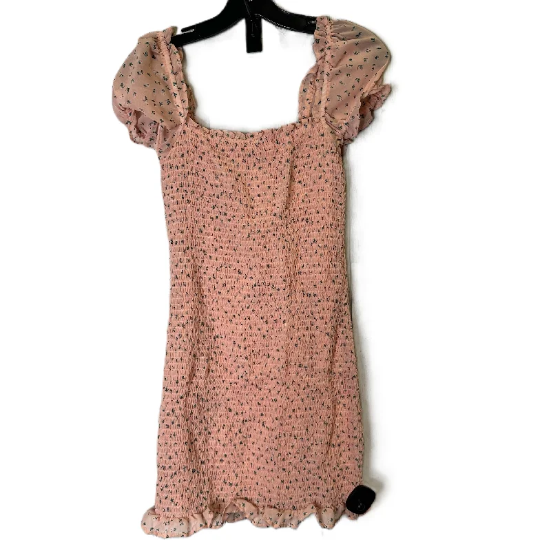 Clearance Sale Pink Dress Casual Short By Guess, Size: M