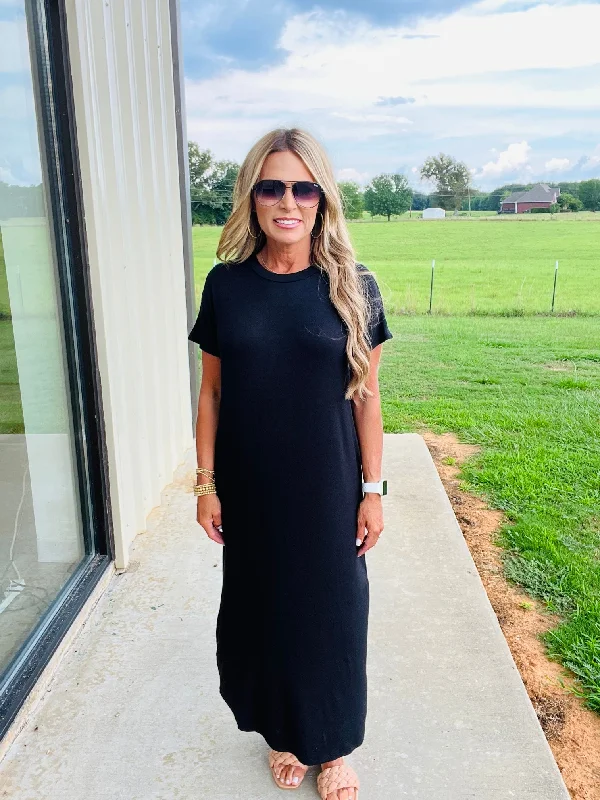 Extra Savings POINT OF NO RETURN DRESS--LAST CHANCE SALE