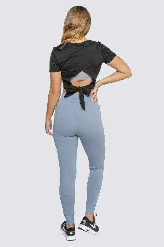 Super Bargain State of Bliss Tee Black