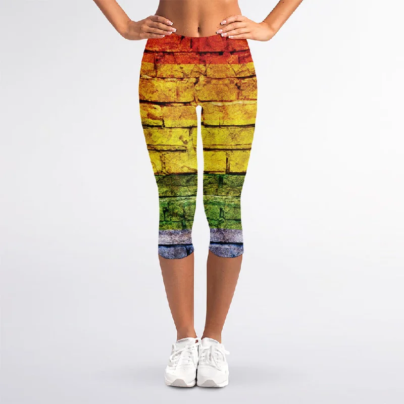 Price Reduction LGBT Pride Rainbow Brick Wall Print Women's Capri Leggings