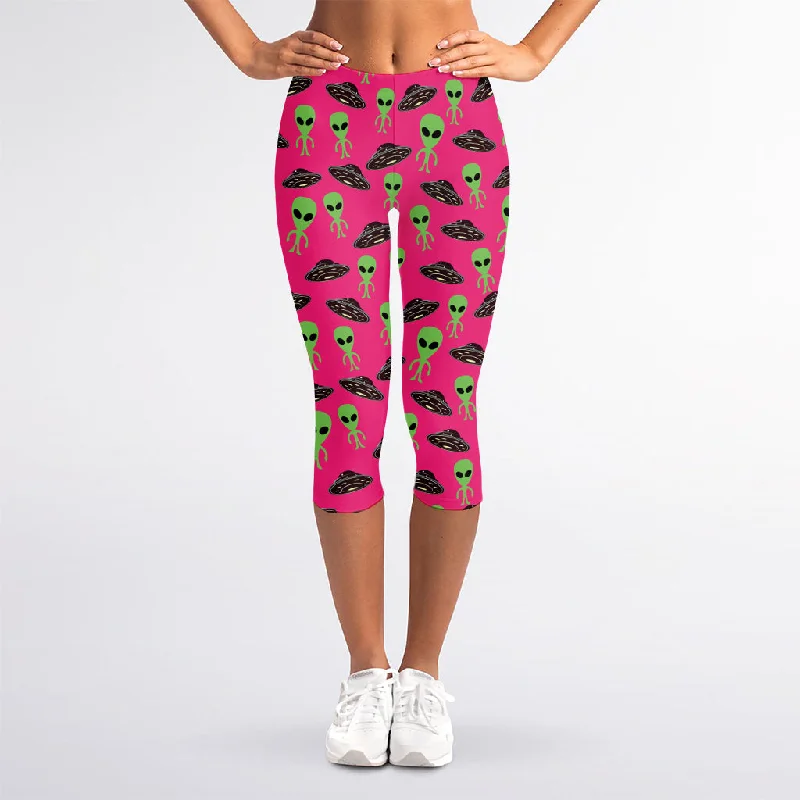 Value Deals Little Green Alien UFO Print Women's Capri Leggings