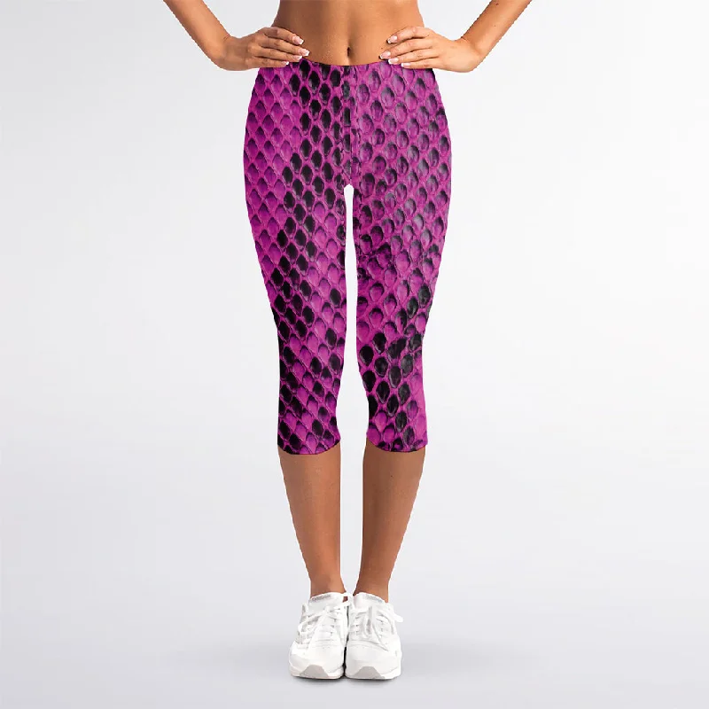 Overstock Magenta Pink And Black Snakeskin Print Women's Capri Leggings