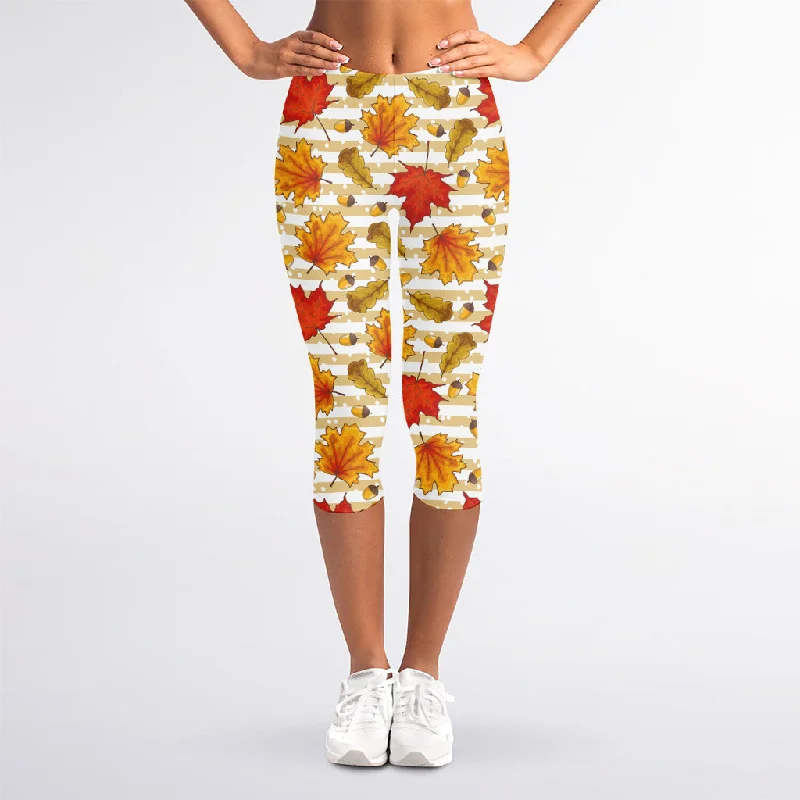 Exclusive Preview Maple And Oak Pattern Print Women's Capri Leggings