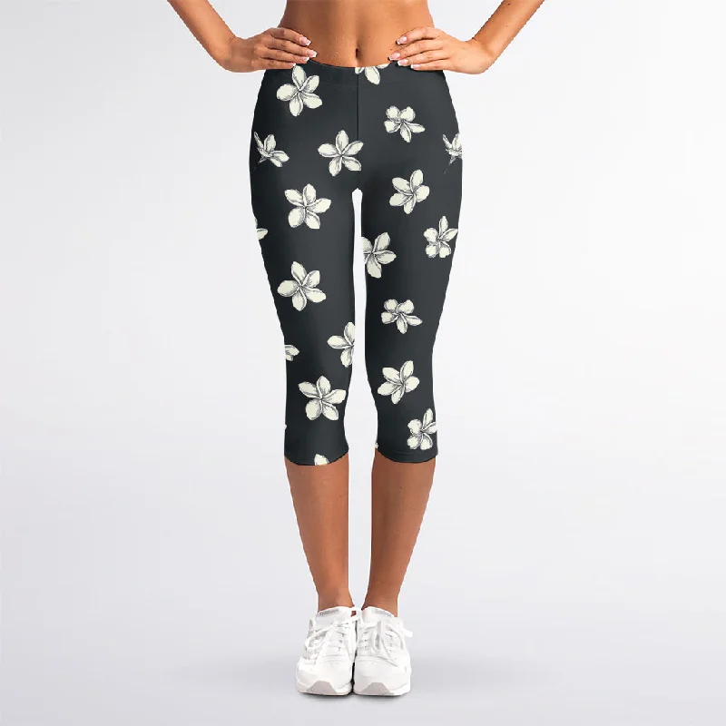 Customer Appreciation Sale Monochrome Plumeria Pattern Print Women's Capri Leggings