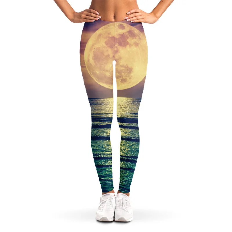 Huge Savings Moon Beach Print Women's Leggings