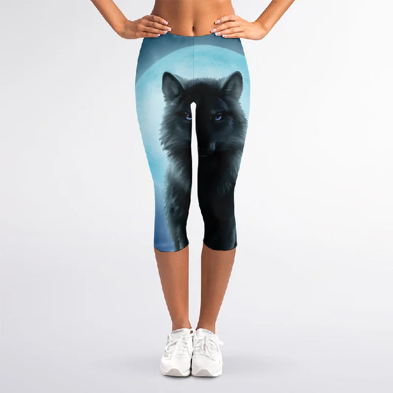 Price Reduction Moonlight Wolf Print Women's Capri Leggings