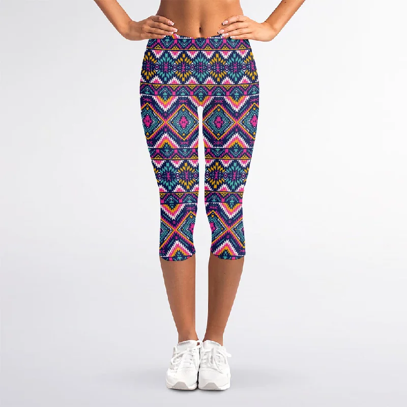Discount Mania Native American Navajo Tribal Print Women's Capri Leggings