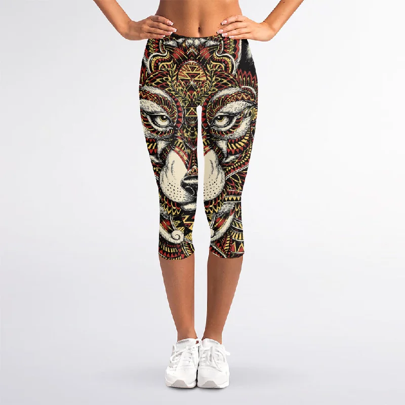 Unmissable Offer Native American Wolf Spirit Animal Print Women's Capri Leggings