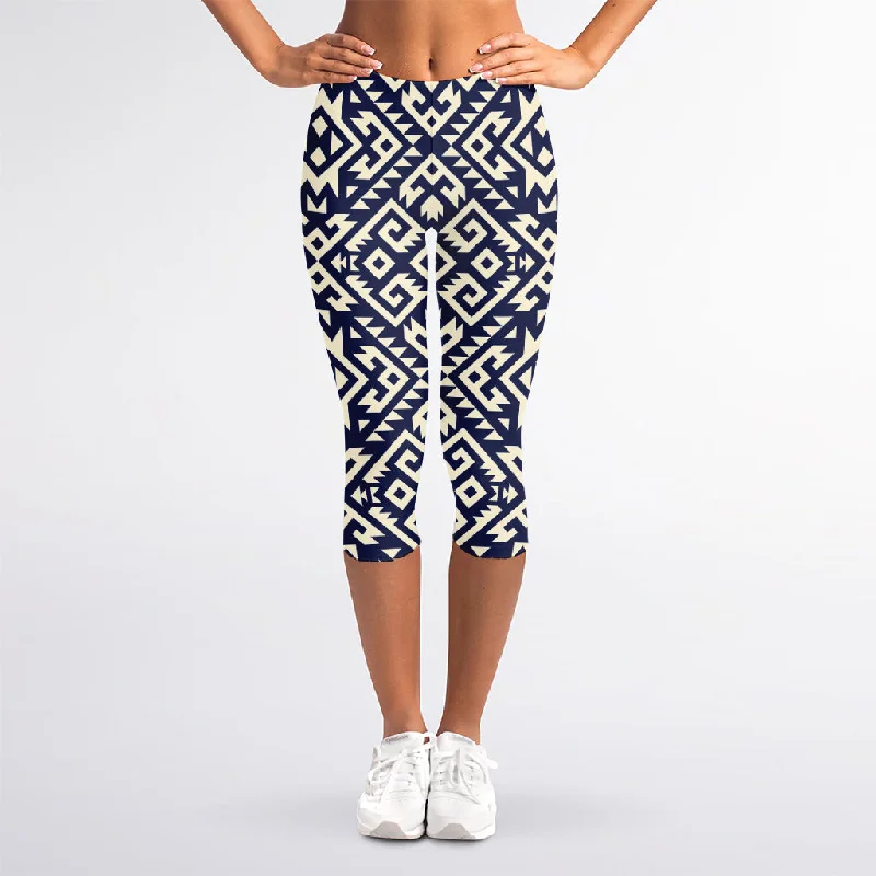 Online Only Native Indian Navajo Pattern Print Women's Capri Leggings