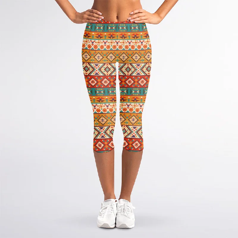 Bonus Savings Navajo Native Pattern Print Women's Capri Leggings