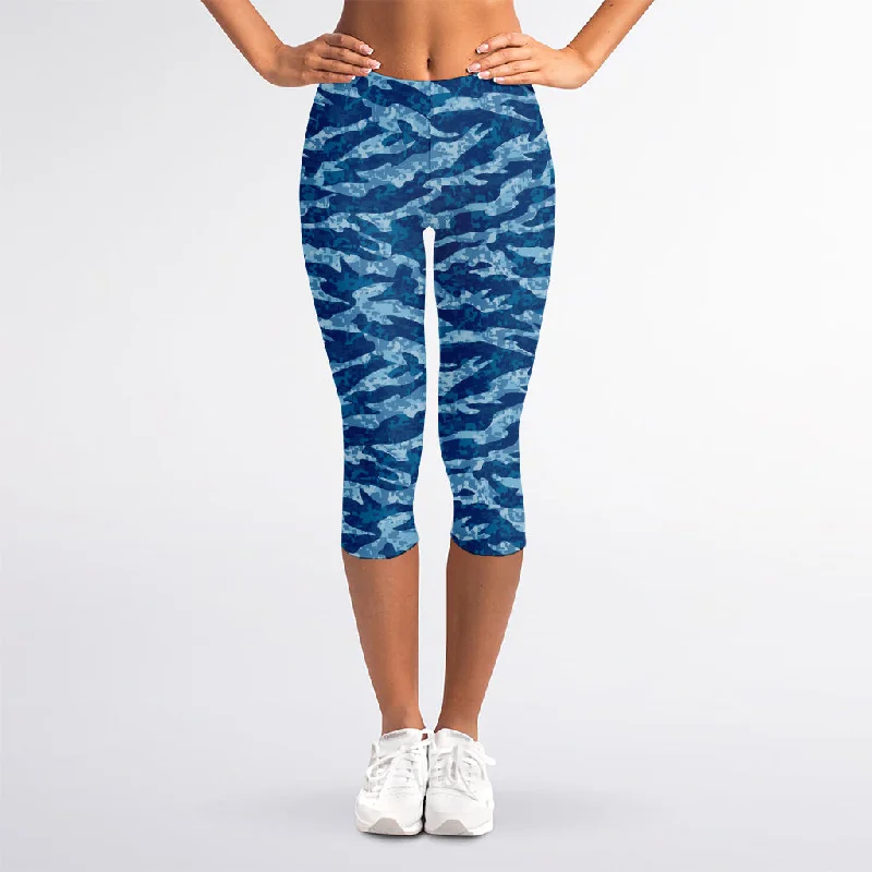 Weekend Special Navy Tiger Stripe Camo Pattern Print Women's Capri Leggings