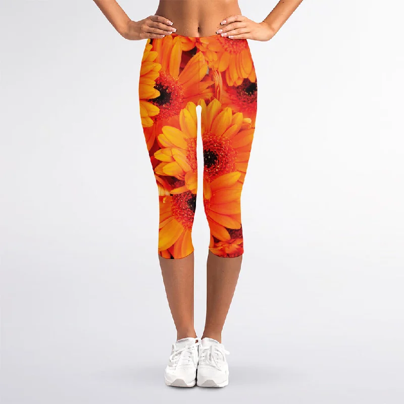 Deal Frenzy Orange Daisy Flower Print Women's Capri Leggings