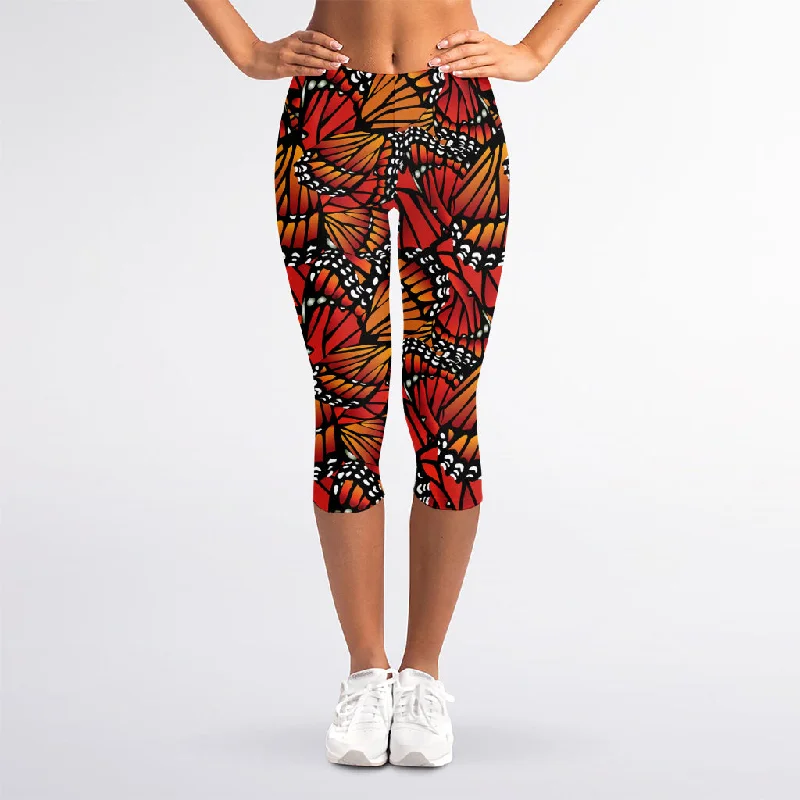 Unmissable Offer Orange Monarch Butterfly Wings Print Women's Capri Leggings