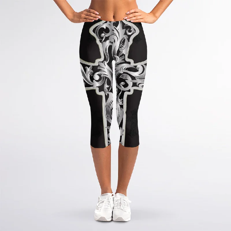 Don't Wait Ornamental Silver Cross Print Women's Capri Leggings