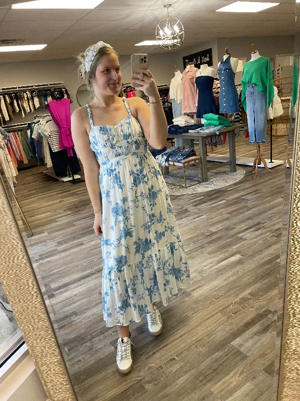Exclusive Offers Sweetheart Pleated Floral Midi Dress - Blue