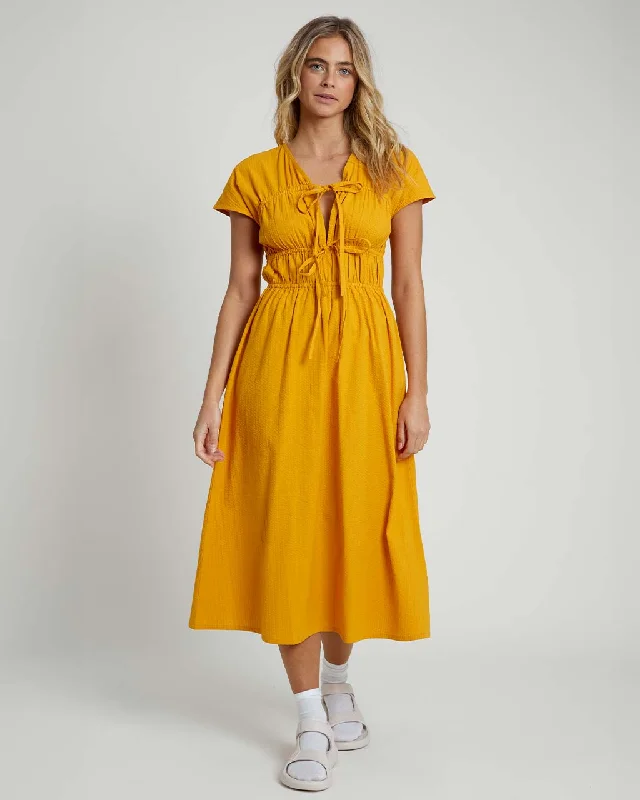 Unbeatable Prices Tie Front Seersucker Midi Dress