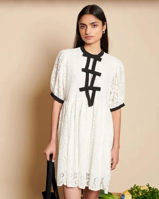 New Arrival Vanilla Lace Mini Dress